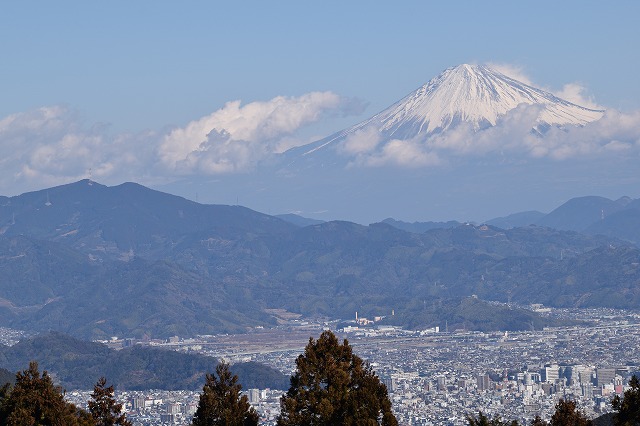 富士山と竜爪山