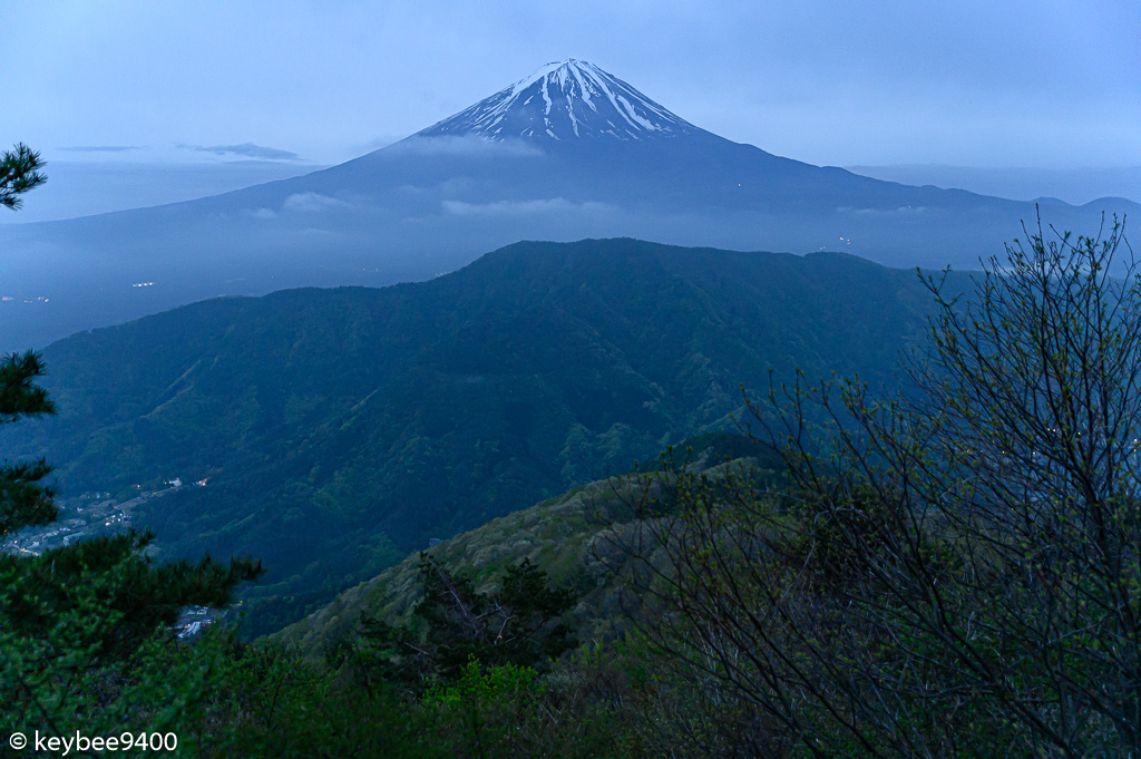 毛無山山頂下からの富士山